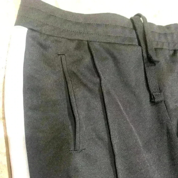 Aritzia Tna sweatpants - Picture 4 of 6